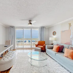  Apartment Pelican 304